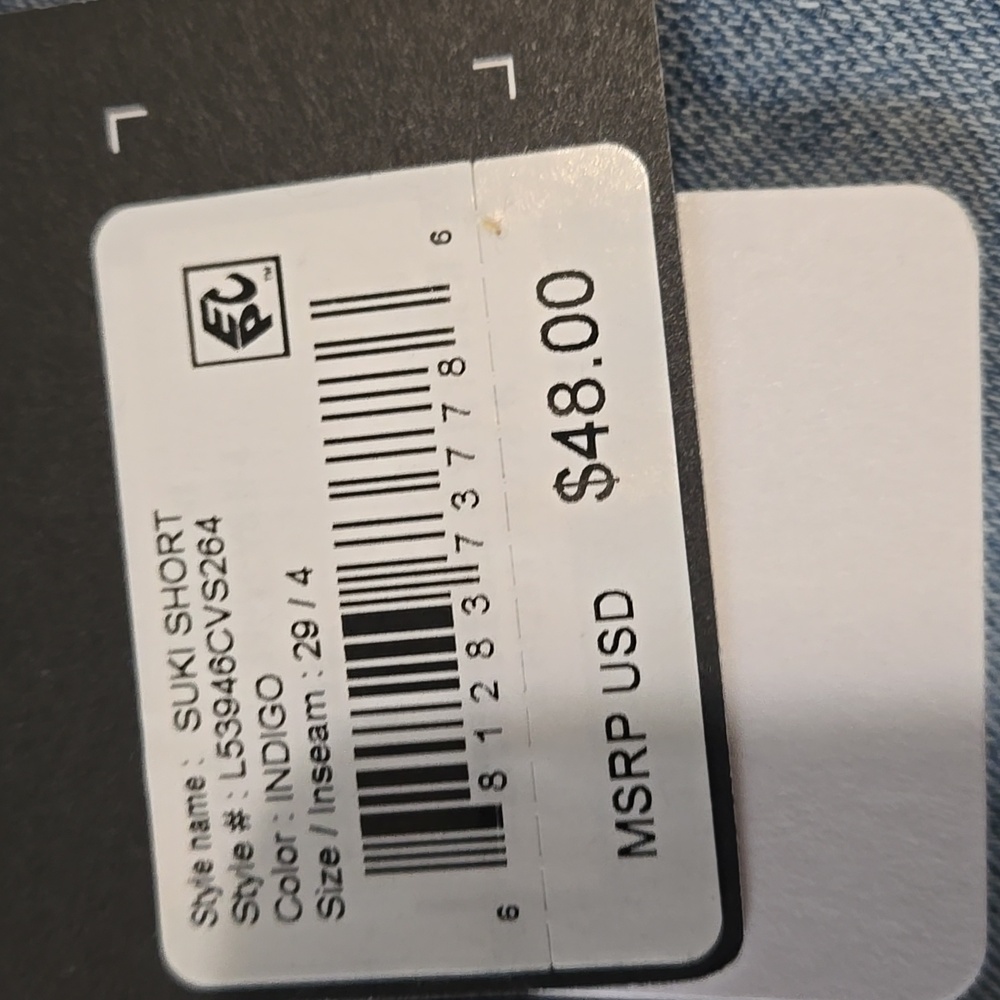 W29 L4 Silver Jeans Co. NWT  Women's Shorts. Suki Short Curvy Fit Mid Rise. - Picture 11 of 14